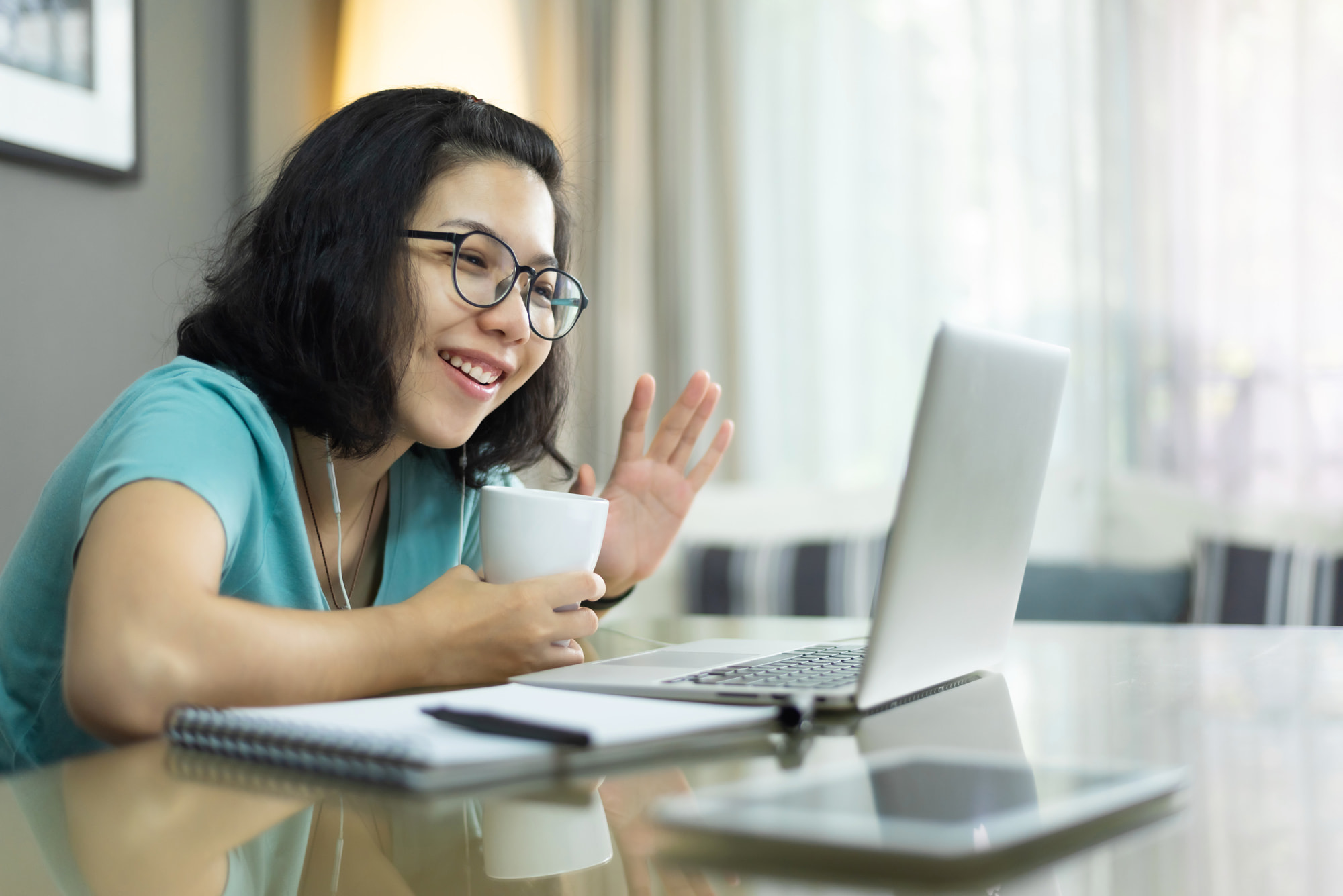 3 tips to help extrovert team members thrive in the remote workplace