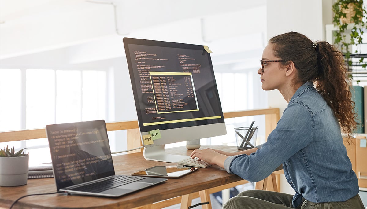 What are the Advantages of Nearshore Outsourcing Software Development?