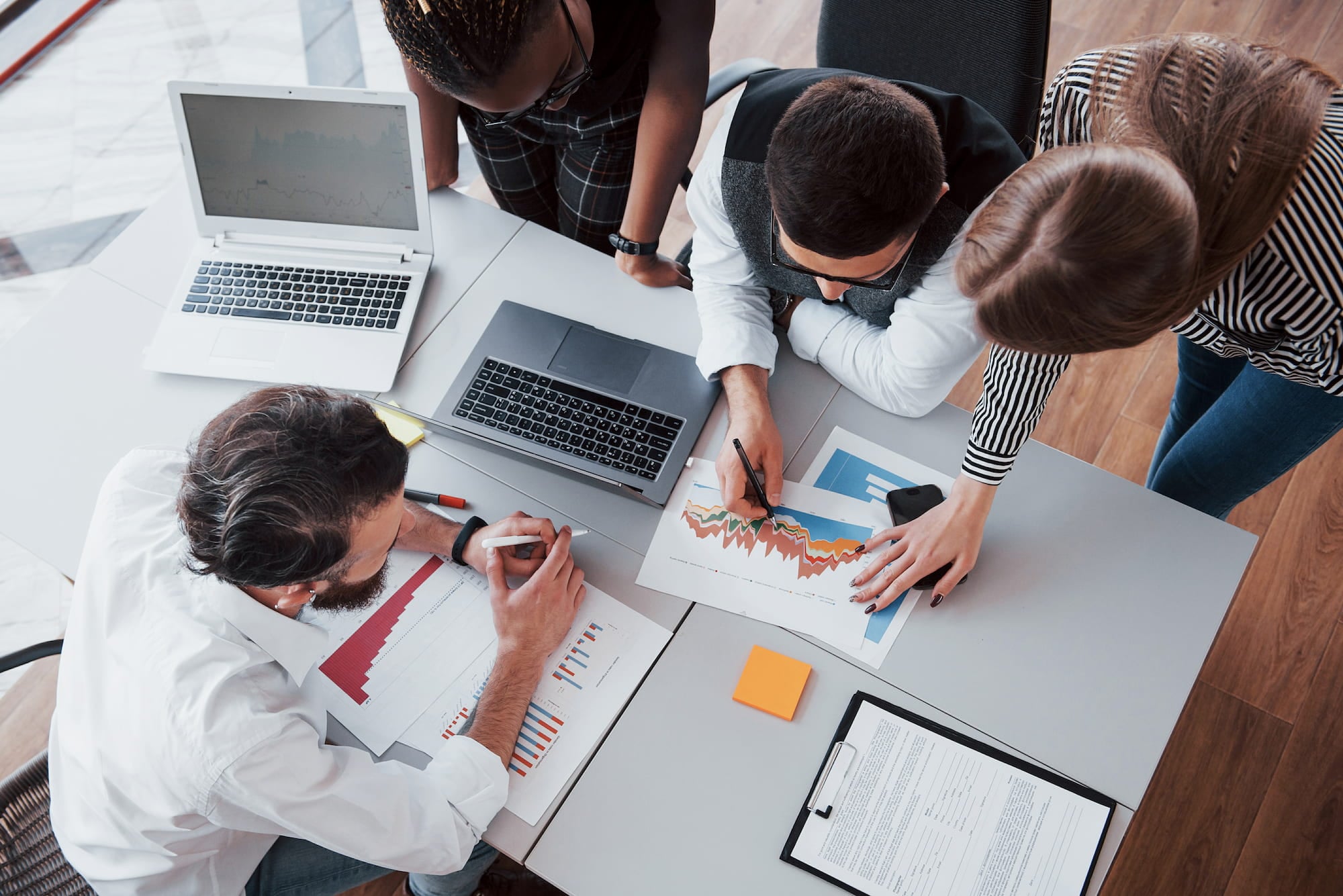 Building Better Relationships and Culture In a Hybrid Workplace