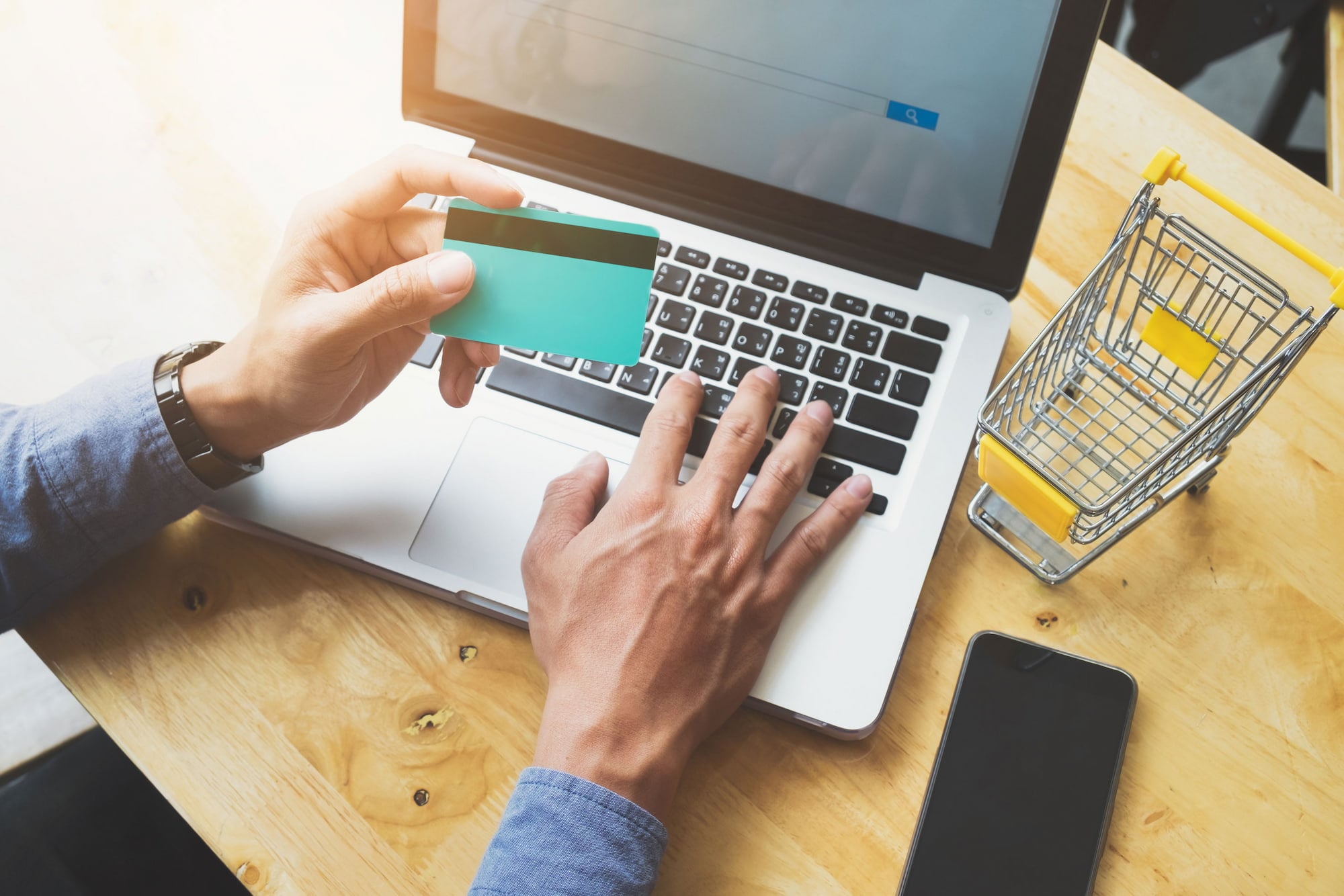 Delivering a Seamless Commerce Experience Through Composability